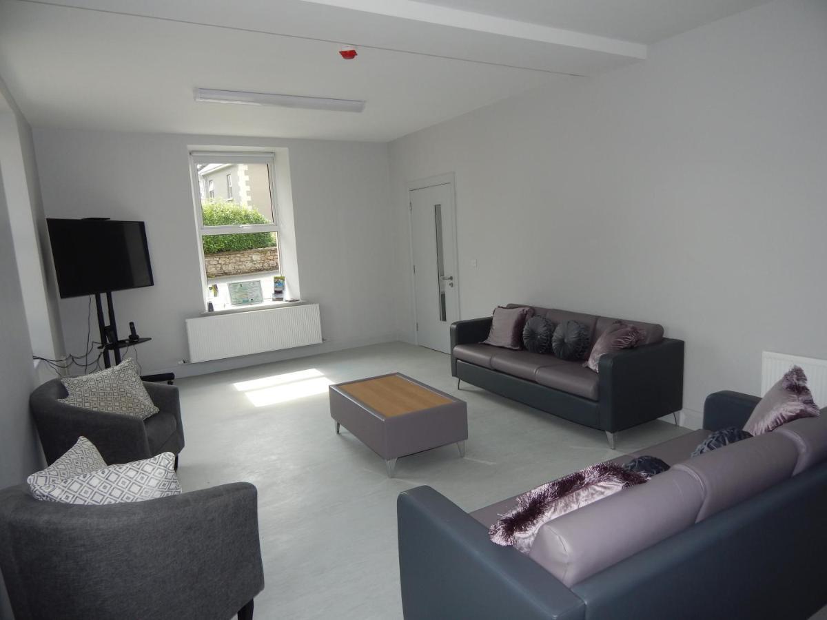 Trivia House Hostel Swanlinbar Εξωτερικό φωτογραφία