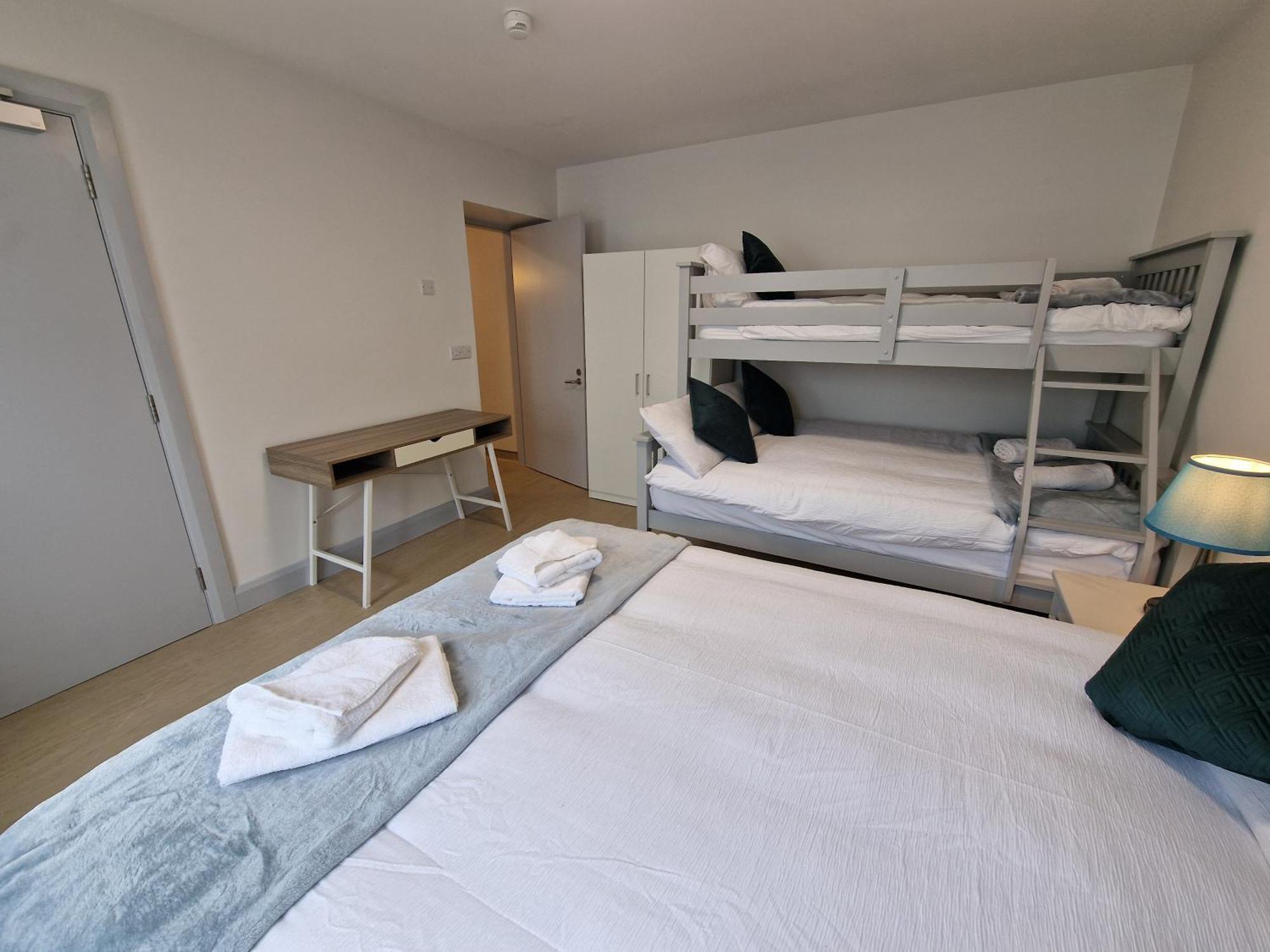 Trivia House Hostel Swanlinbar Εξωτερικό φωτογραφία