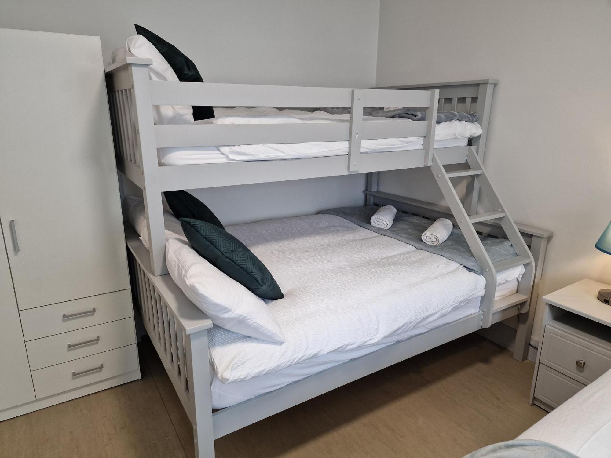 Trivia House Hostel Swanlinbar Εξωτερικό φωτογραφία