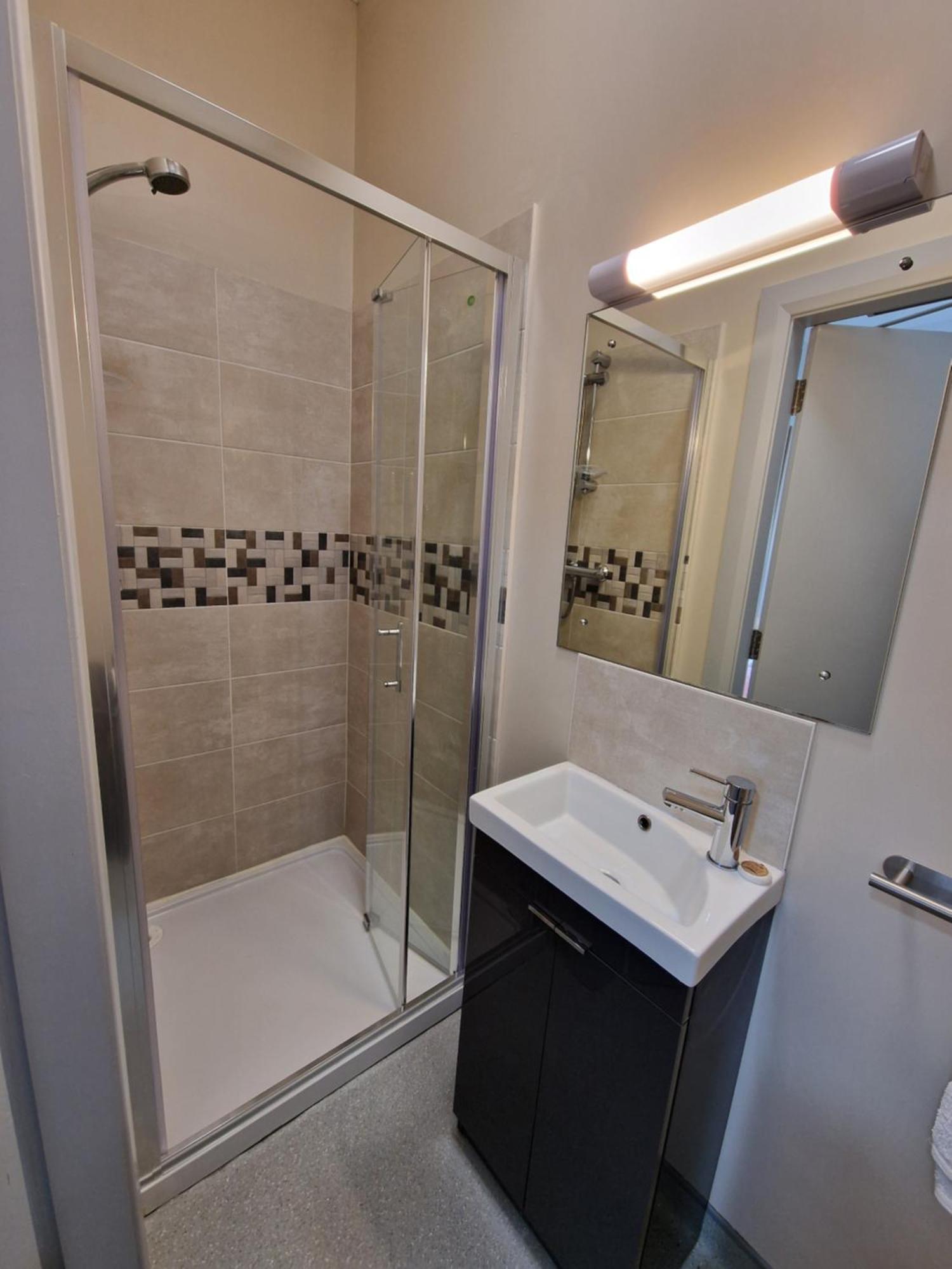 Trivia House Hostel Swanlinbar Εξωτερικό φωτογραφία