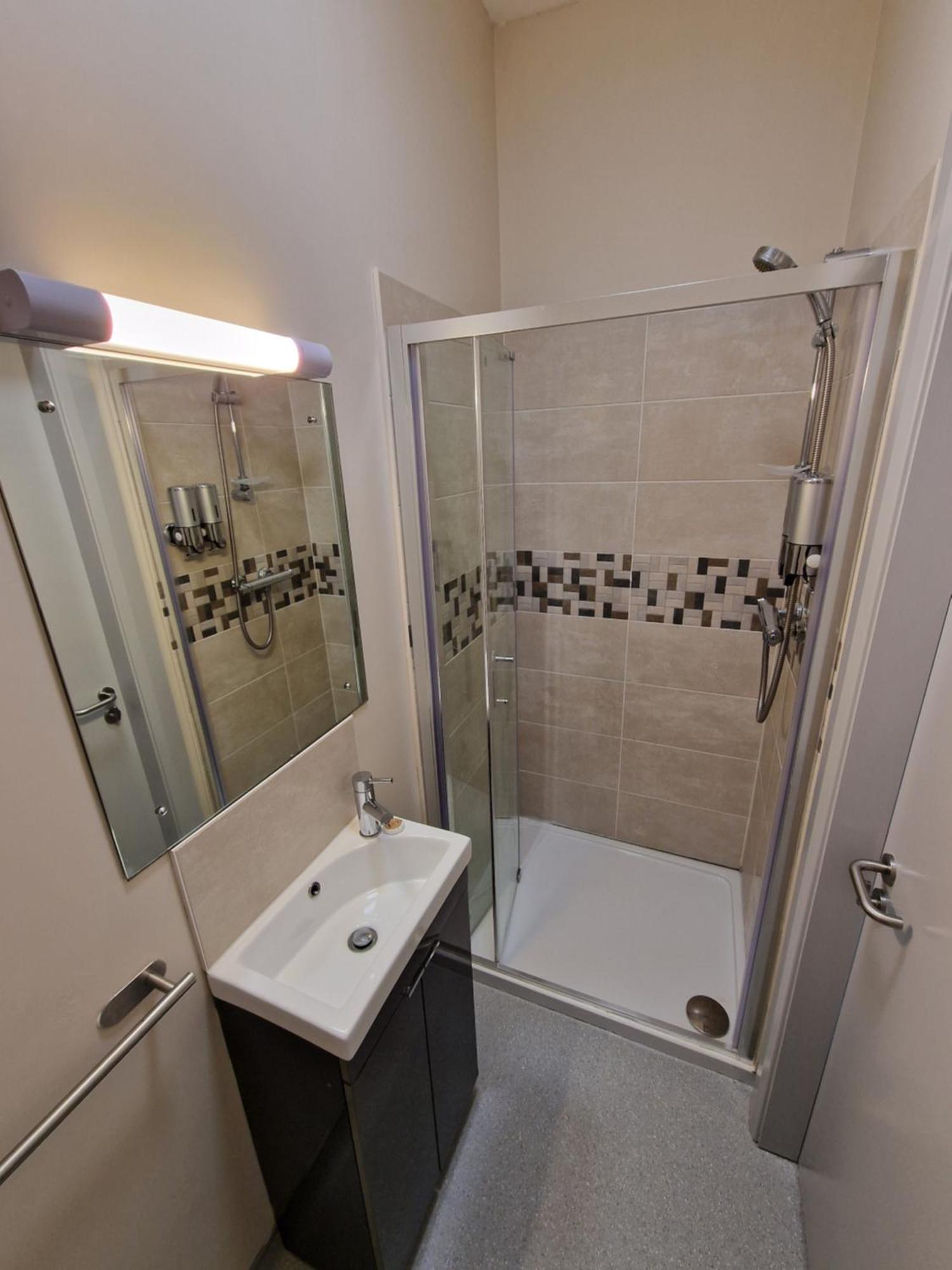 Trivia House Hostel Swanlinbar Εξωτερικό φωτογραφία