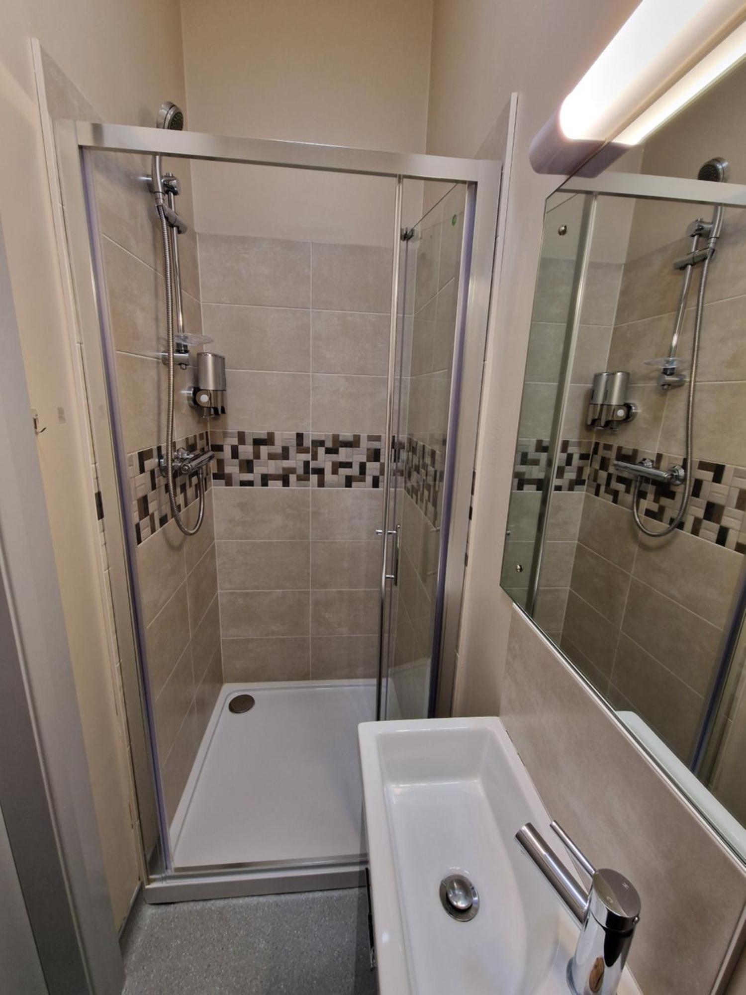 Trivia House Hostel Swanlinbar Εξωτερικό φωτογραφία