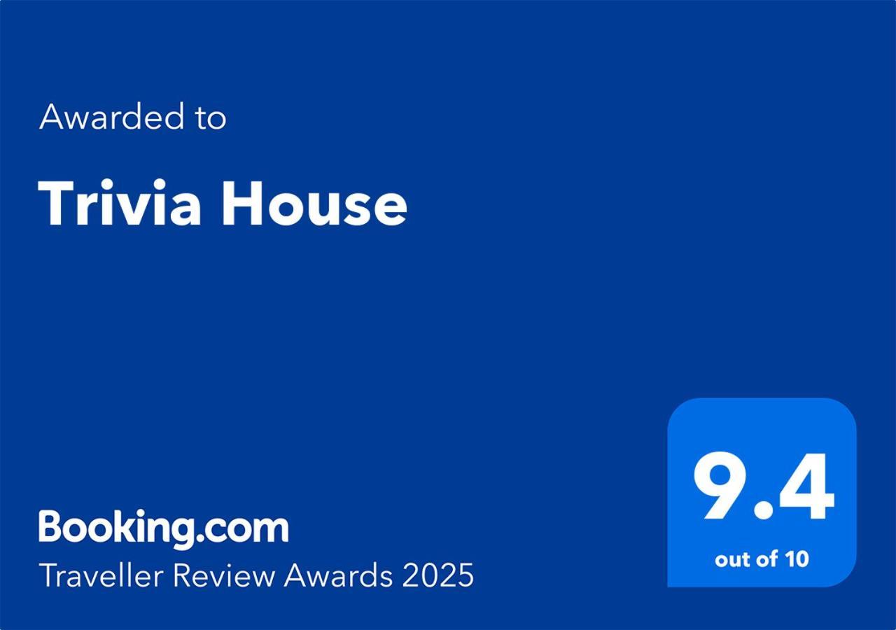 Trivia House Hostel Swanlinbar Εξωτερικό φωτογραφία