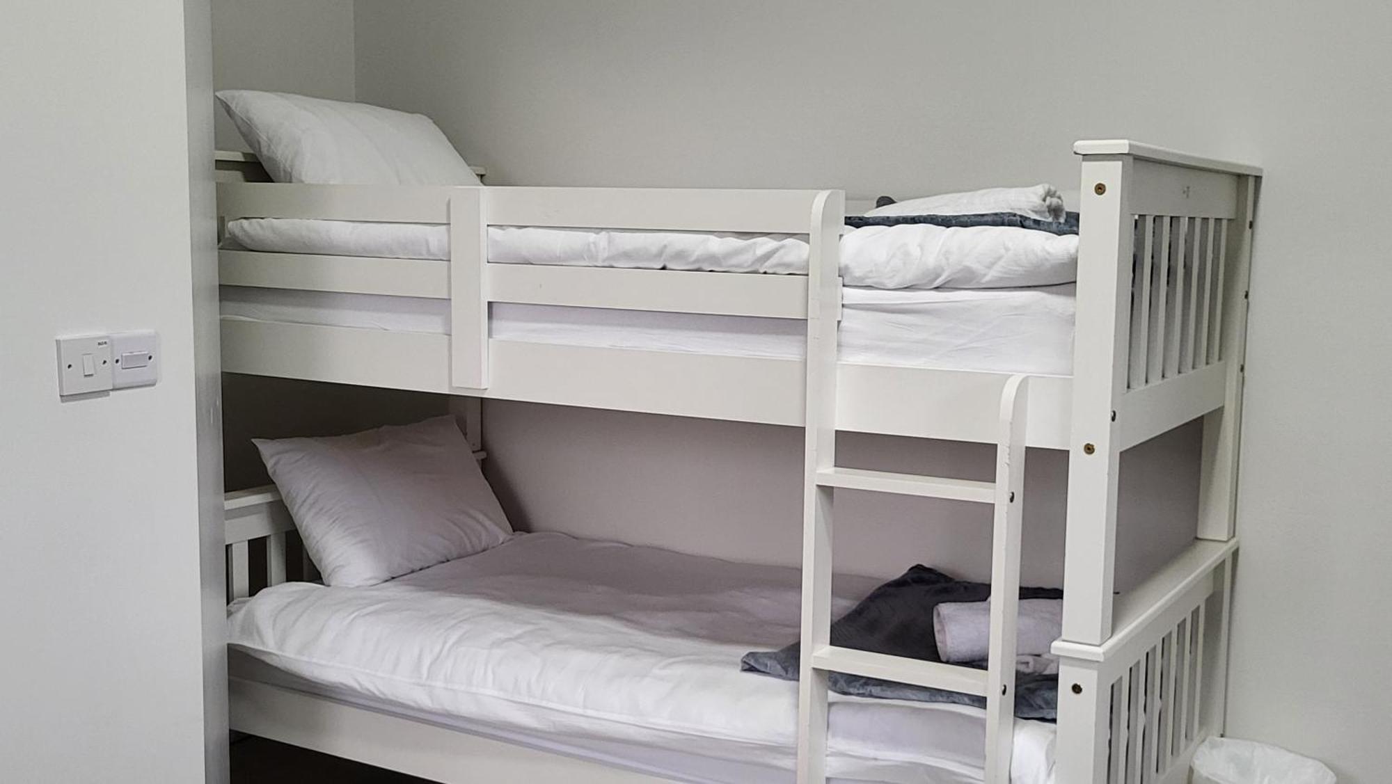 Trivia House Hostel Swanlinbar Εξωτερικό φωτογραφία