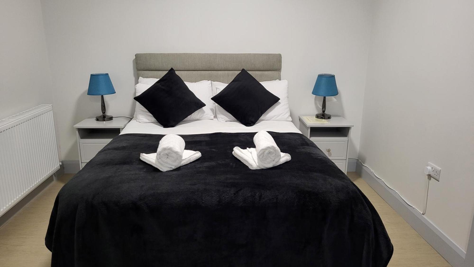 Trivia House Hostel Swanlinbar Εξωτερικό φωτογραφία