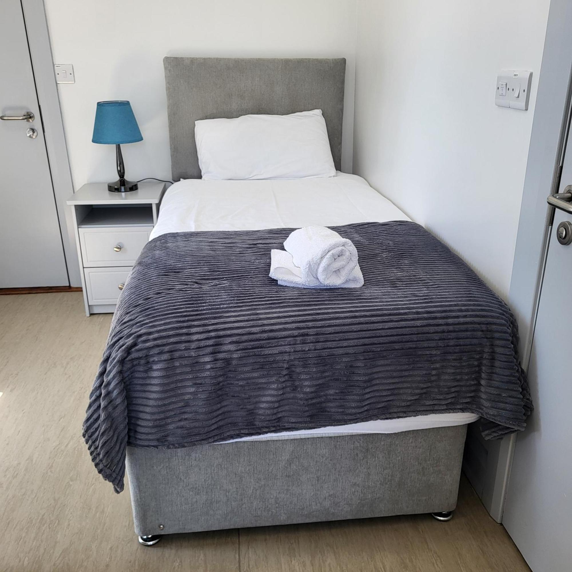 Trivia House Hostel Swanlinbar Εξωτερικό φωτογραφία
